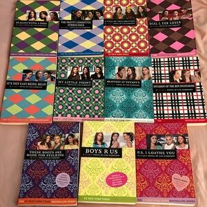 NWT CLIQUE BOOK SERIES FOR YOUNG ADULTS by LISI HARRISON #1 NYTimes BESTSELLER